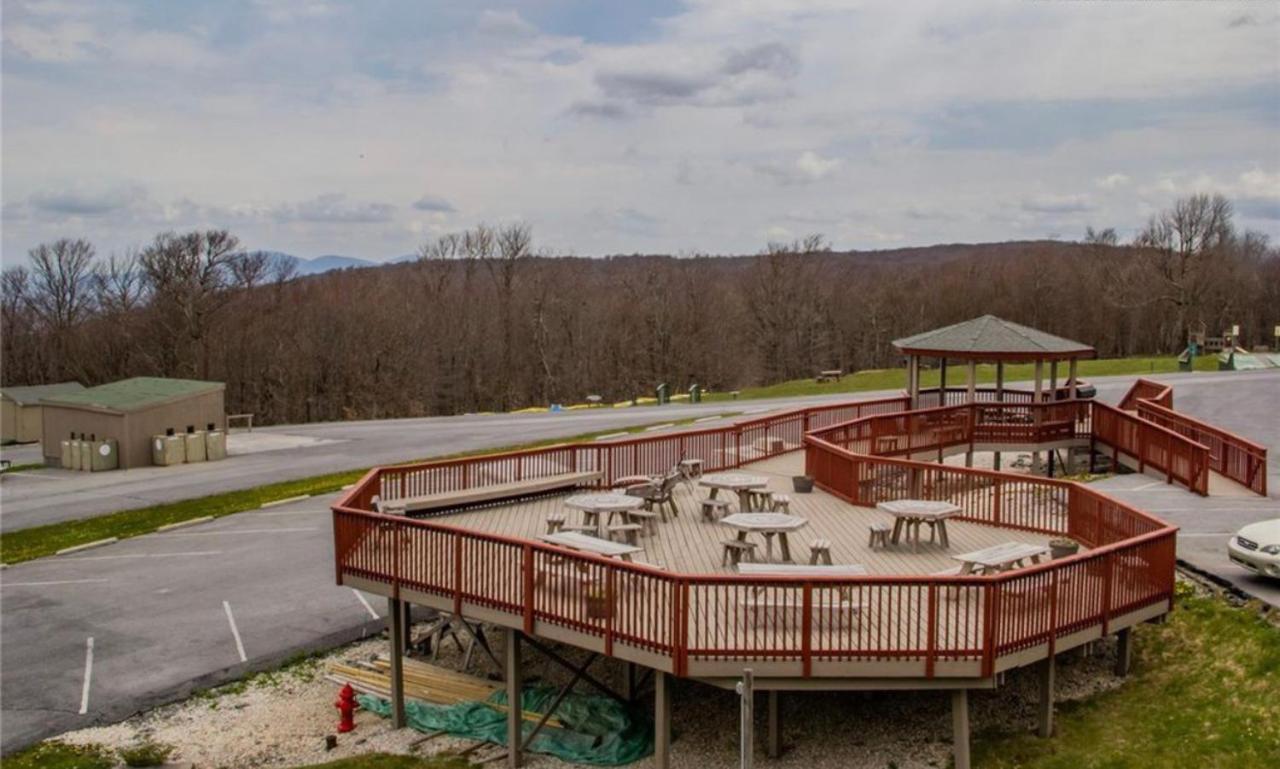 Adventure Awaits Aparthotel Beech Mountain Exterior foto